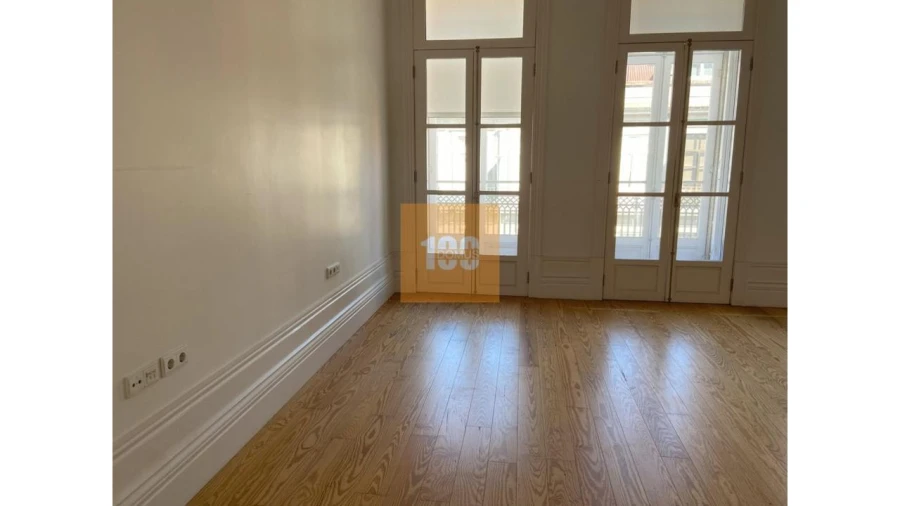 Escritório para Arrendamento em Cedofeita, Santo Ildefonso, Sé, Miragaia, São Nicolau e Vitória Foto 19