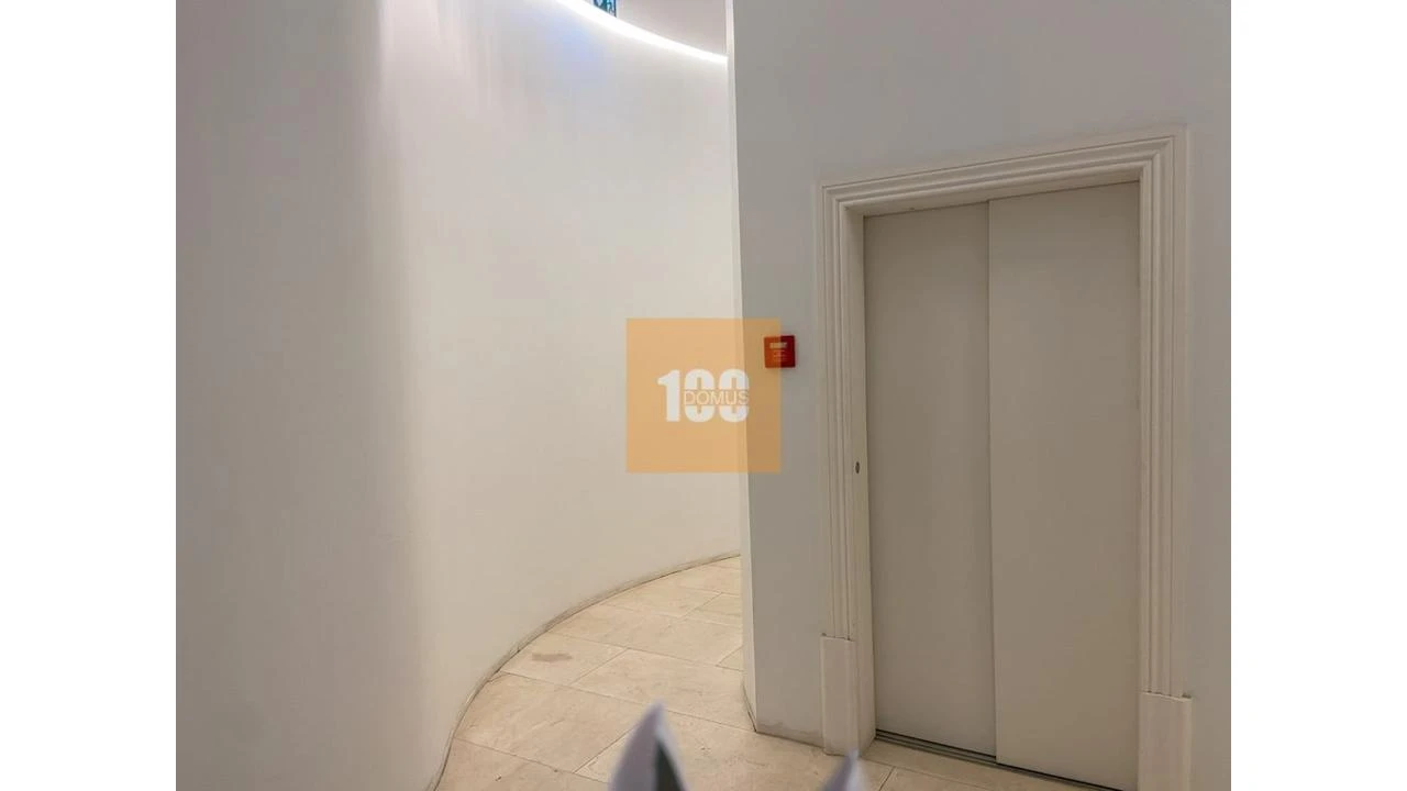 Escritório para Arrendamento em Cedofeita, Santo Ildefonso, Sé, Miragaia, São Nicolau e Vitória Foto 6