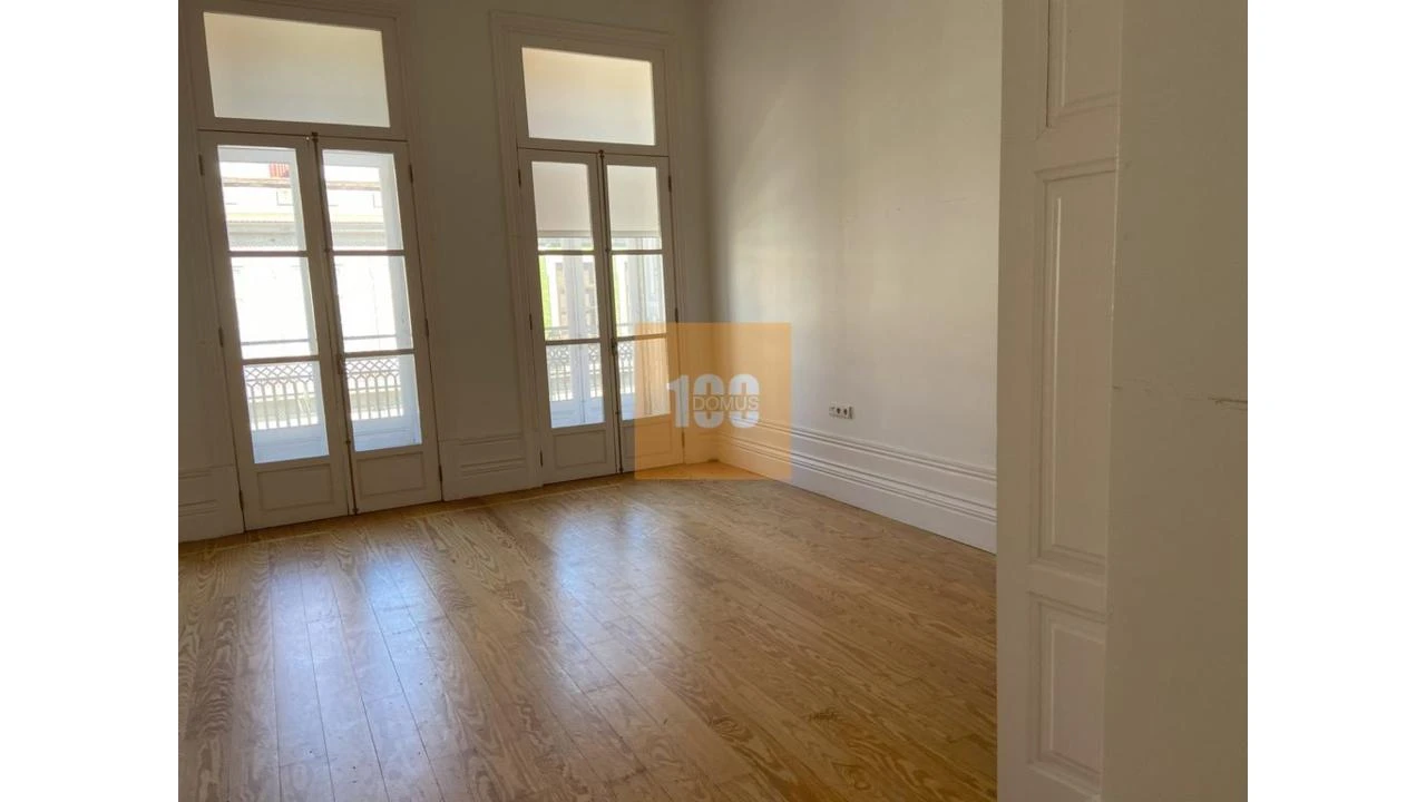 Escritório para Arrendamento em Cedofeita, Santo Ildefonso, Sé, Miragaia, São Nicolau e Vitória Foto 16