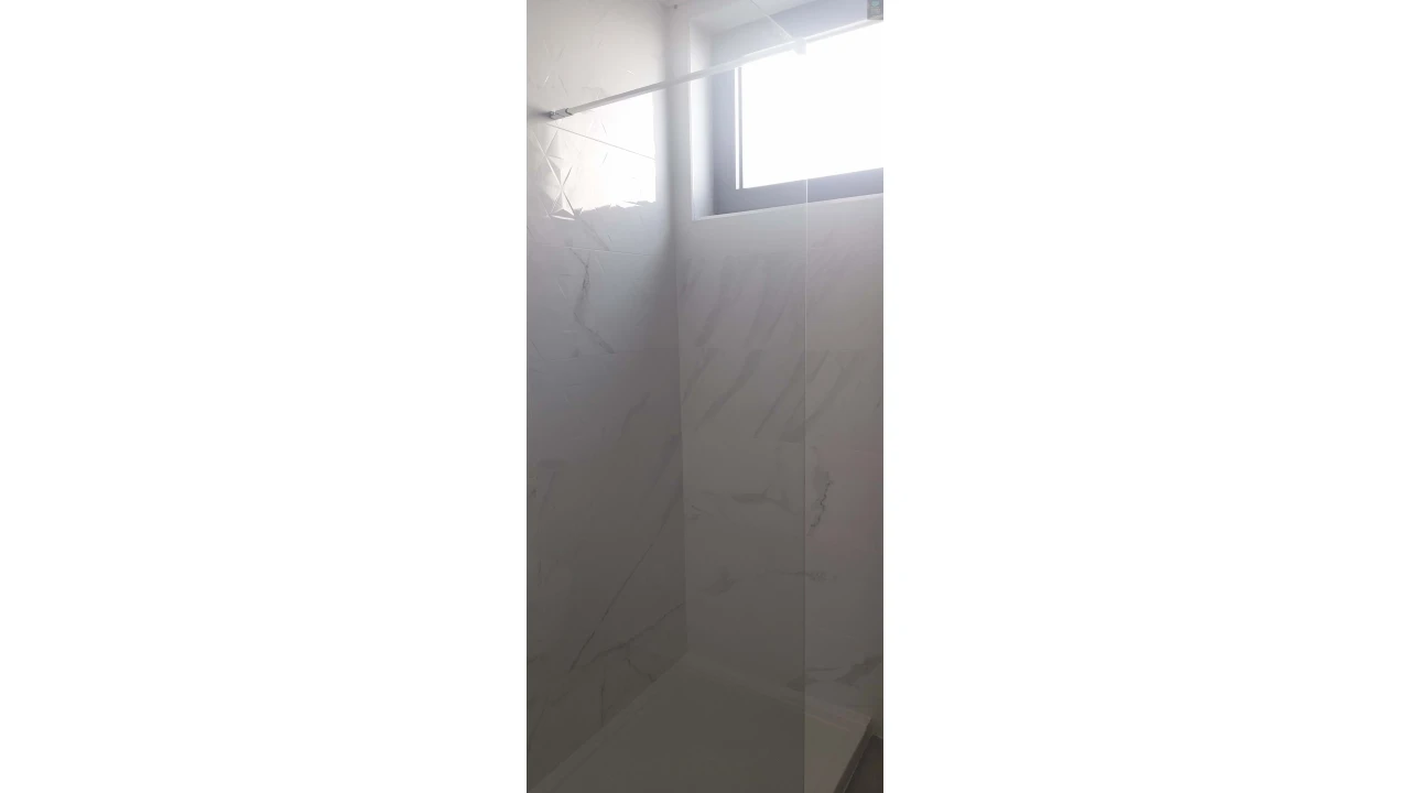 Moradia T3 para Venda em Lagos (São Sebastião e Santa Maria) Foto 60