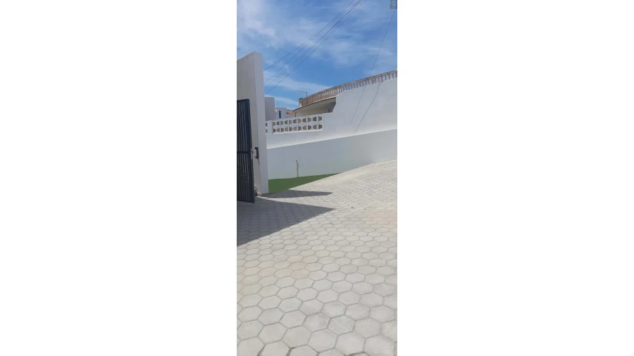 Moradia T3 para Venda em Lagos (São Sebastião e Santa Maria) Foto 63