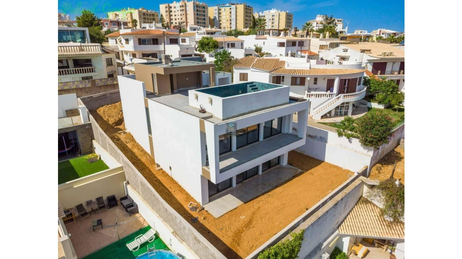 Moradia T3 para Venda em Lagos (São Sebastião e Santa Maria) Foto 9