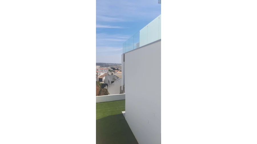 Moradia T3 para Venda em Lagos (São Sebastião e Santa Maria) Foto 64