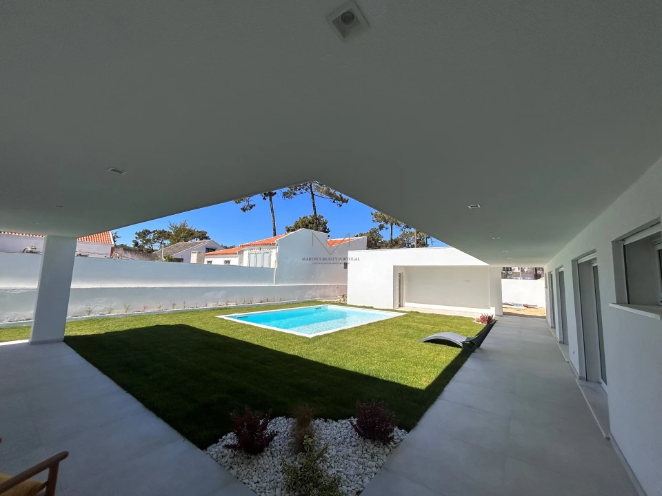 Moradia T4 para Venda em Charneca de Caparica e Sobreda Foto 29