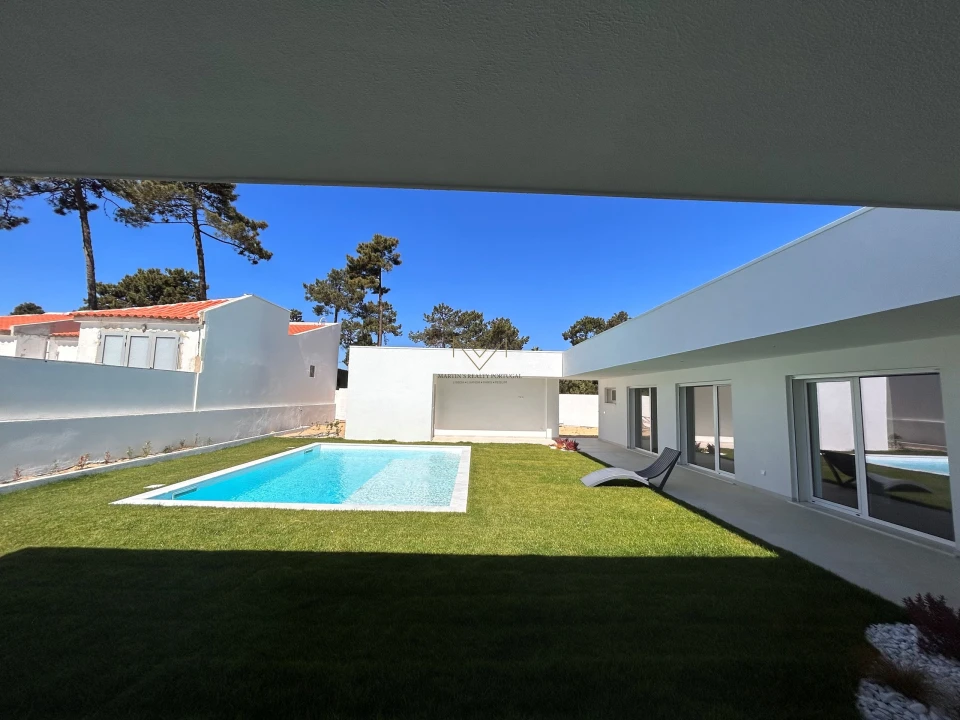 Moradia T4 para Venda em Charneca de Caparica e Sobreda Foto 30