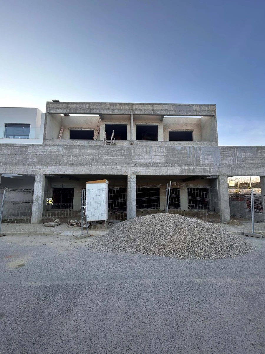 Moradia T4 para Venda em Caparica e Trafaria Foto 2