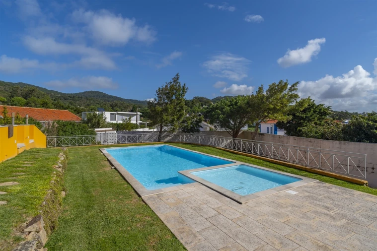 Moradia T3 para Venda em Alcabideche Foto 7