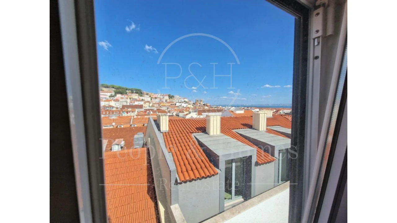 Apartamento T1 para Arrendamento em Misericórdia Foto 17