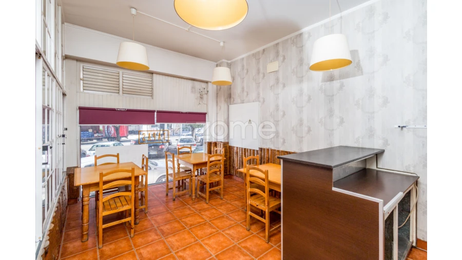 Negócio para Venda em São João Baptista e Santa Maria dos Olivais Foto 6