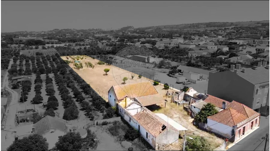 Moradia T6 para Venda em Quinta do Anjo Foto 4