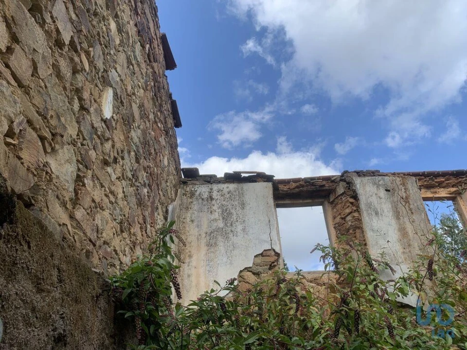 Moradia T2 para Venda em Graça Foto 13