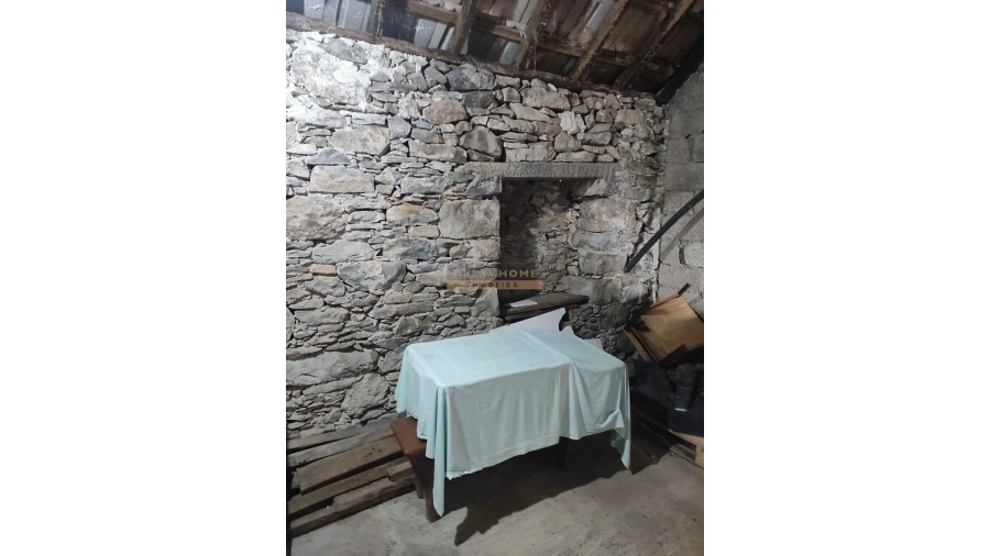 Moradia T2 para Venda em Ponta do Sol Foto 4