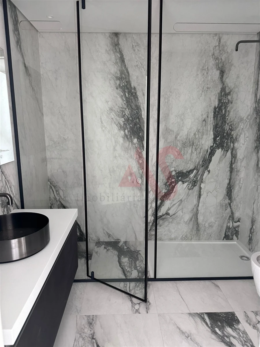 Apartamento T1 para Venda em Marvila Foto 4