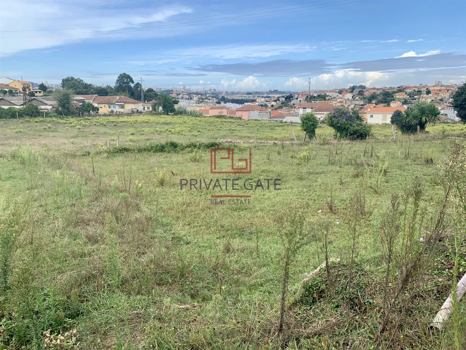Terreno para Venda em Gondomar (São Cosme), Valbom e Jovim Foto 2
