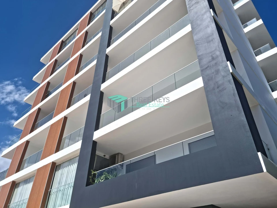 Apartamento T2 para Venda em Portimão Foto 8