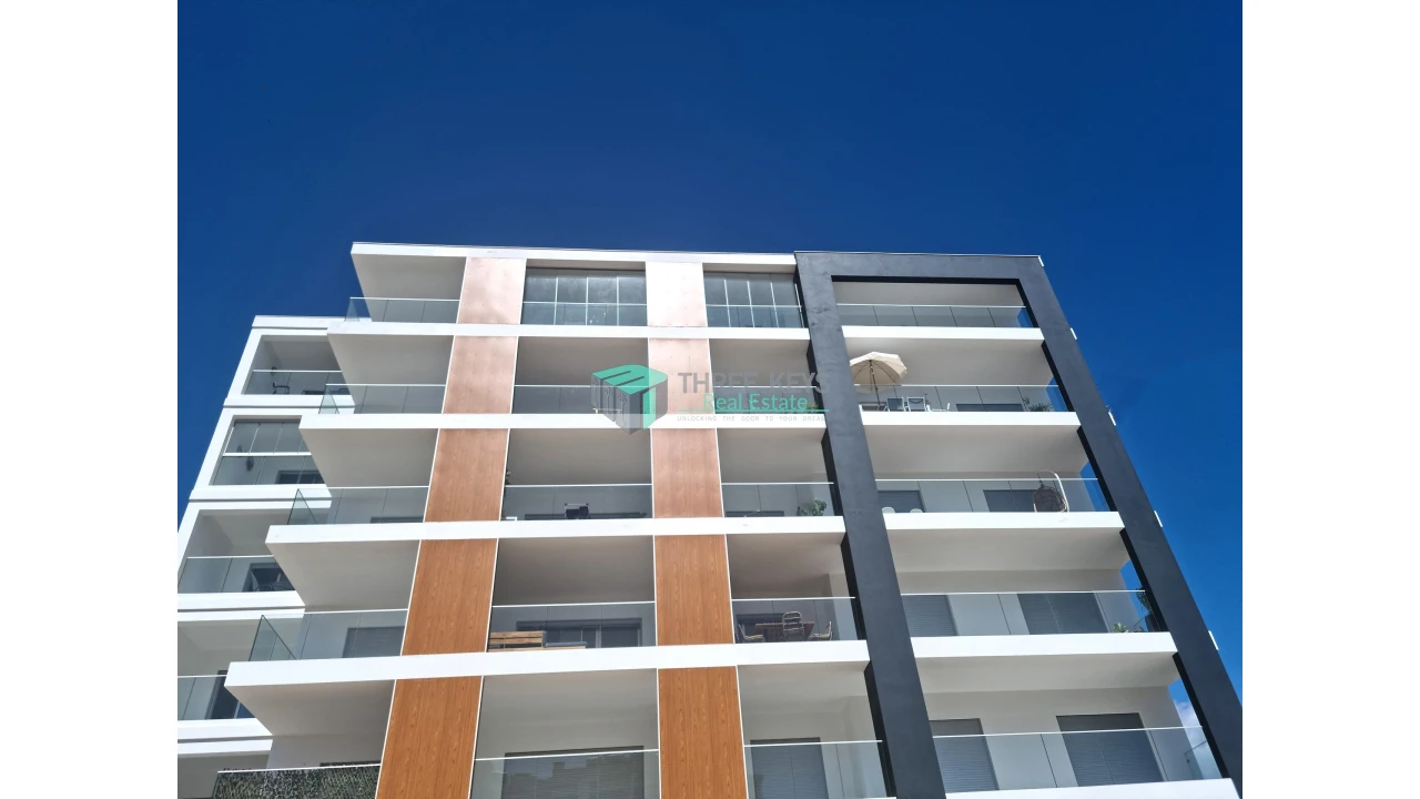 Apartamento T3 para Venda em Portimão Foto 11