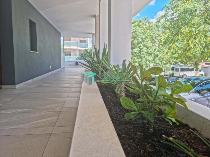 Apartamento T3 para Venda em Portimão Foto 12