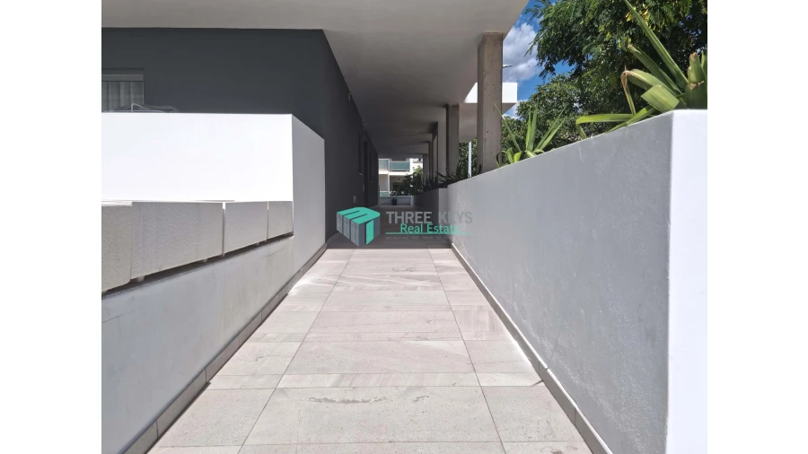Apartamento T3 para Venda em Portimão Foto 13