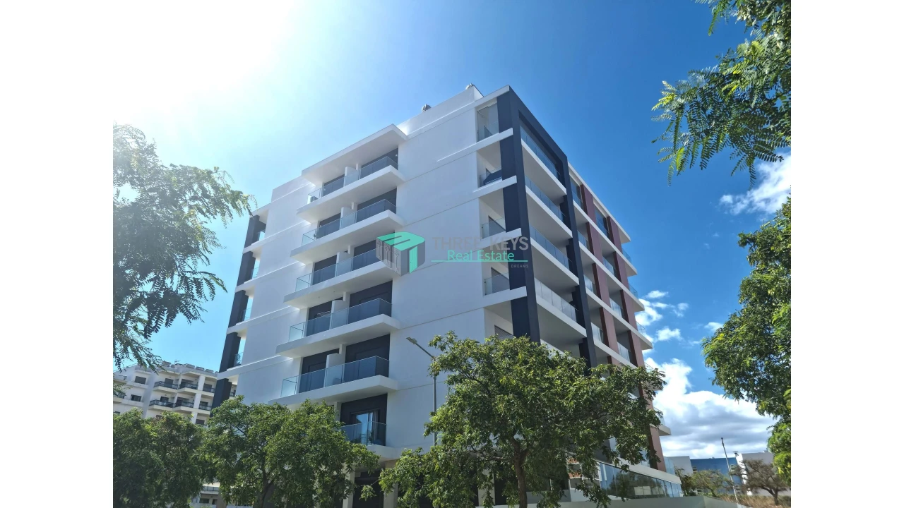 Apartamento T3 para Venda em Portimão Foto 1