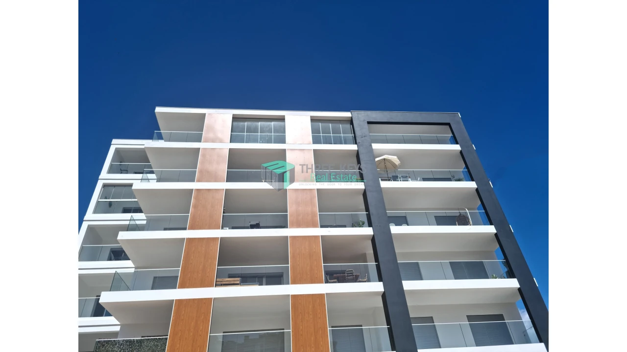 Apartamento T3 para Venda em Portimão Foto 10