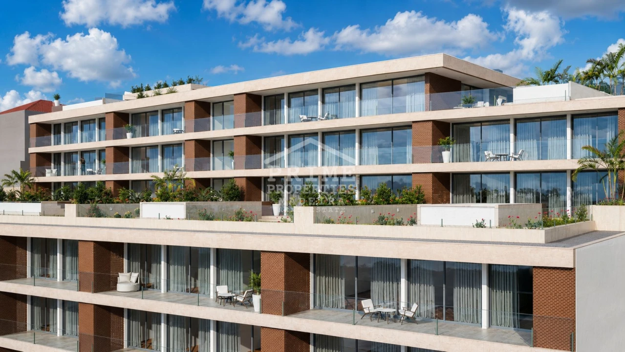 Apartamento T2 para Venda em Camara de Lobos Foto 32