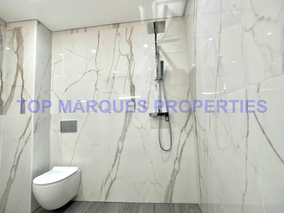 Apartamento T3 para Venda em Quelfes Foto 26