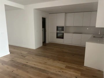 Apartamento T3 para Venda em Moncarapacho e Fuseta