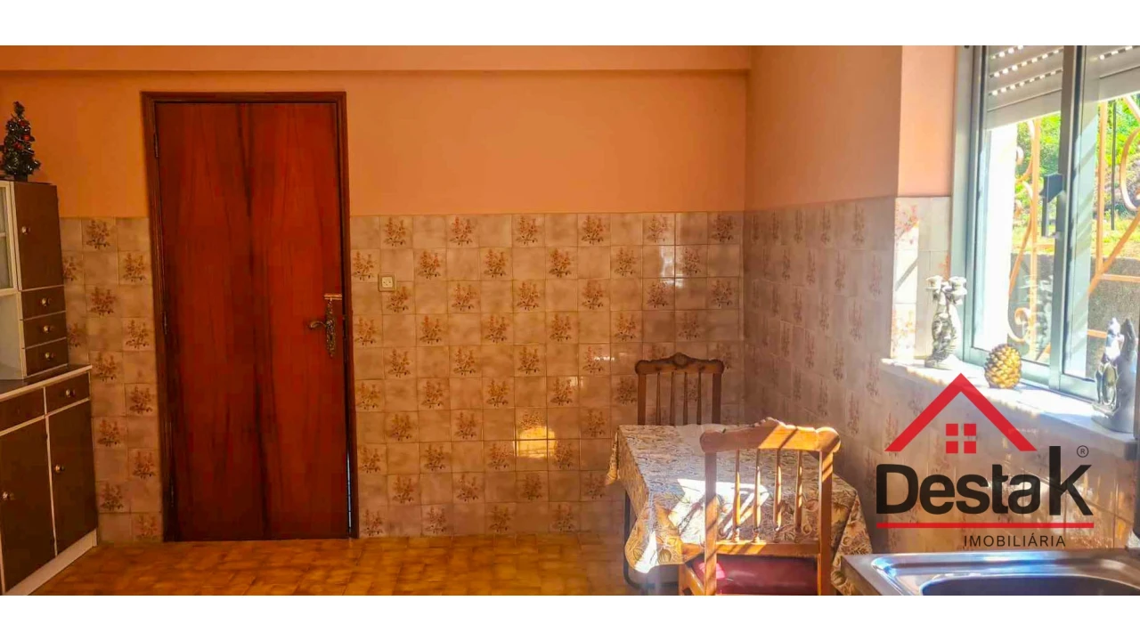 Moradia T5 para Venda em Sul Foto 17