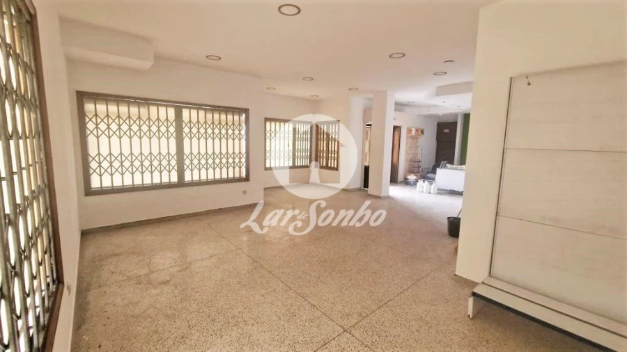 Loja para Arrendamento em Modivas Foto 7