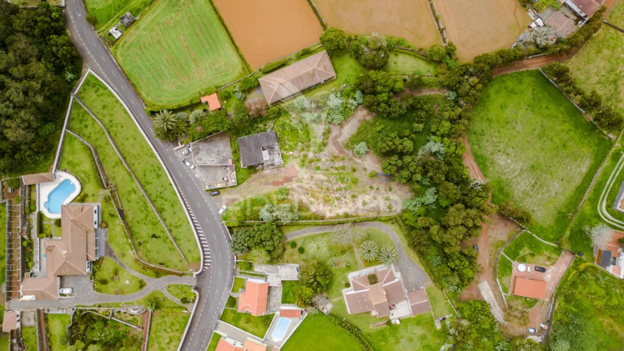 Terreno para Venda em Angra (São Pedro) Foto 2