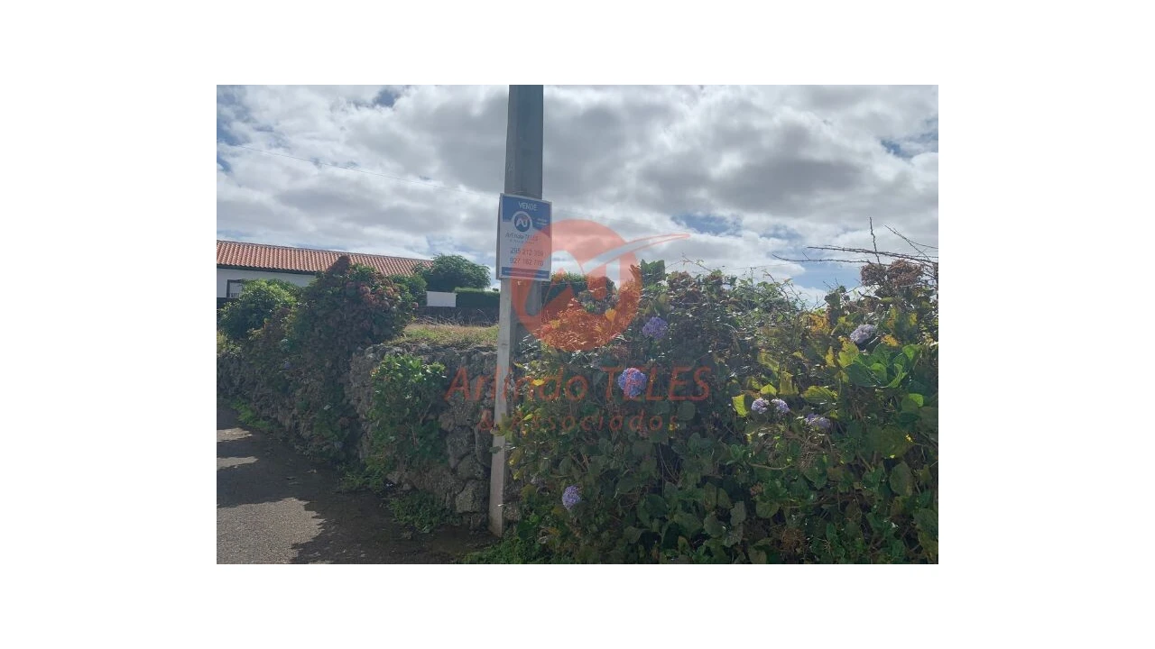 Terreno para Venda em Praia da Vitoria (Santa Cruz) Foto 8