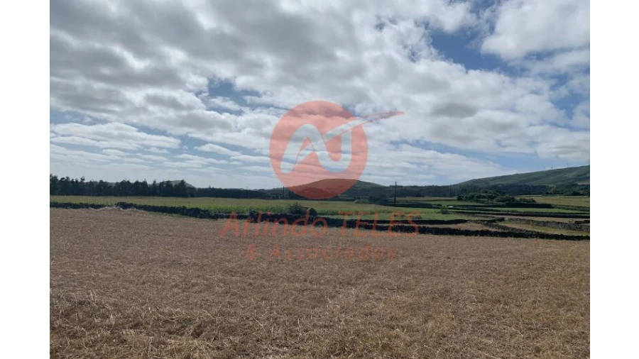 Terreno para Venda em Praia da Vitoria (Santa Cruz) Foto 16