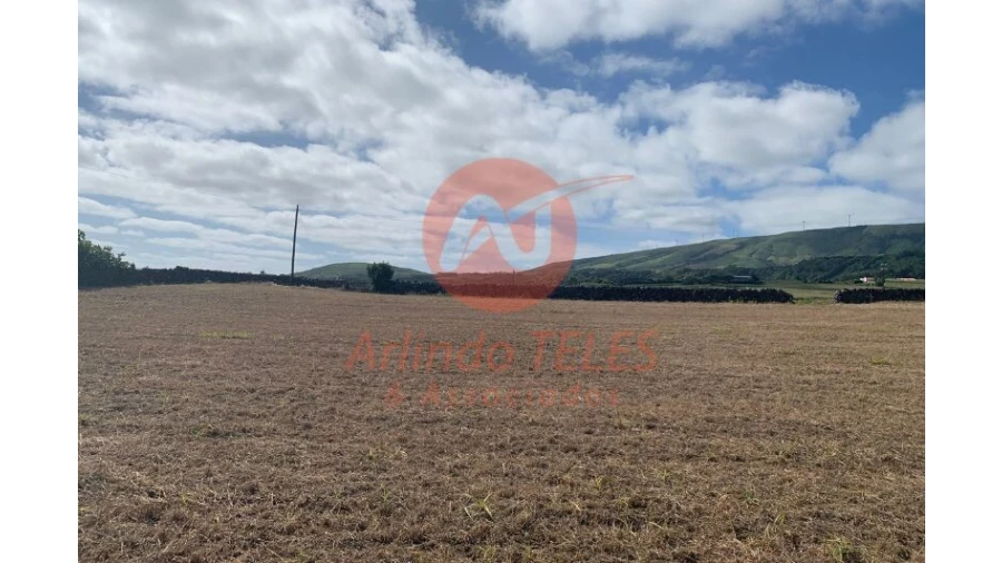 Terreno para Venda em Praia da Vitoria (Santa Cruz) Foto 14