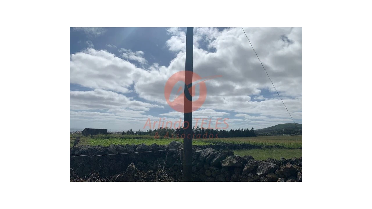 Terreno para Venda em Praia da Vitoria (Santa Cruz) Foto 13