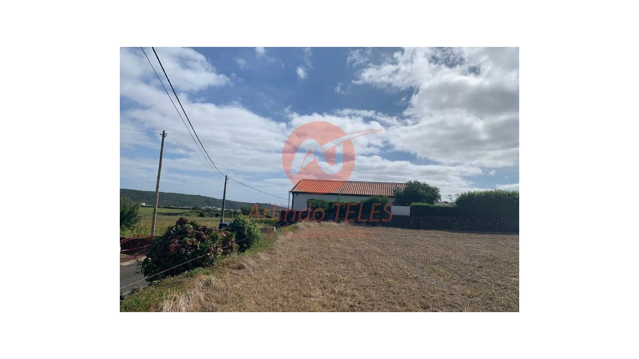 Terreno para Venda em Praia da Vitoria (Santa Cruz) Foto 15