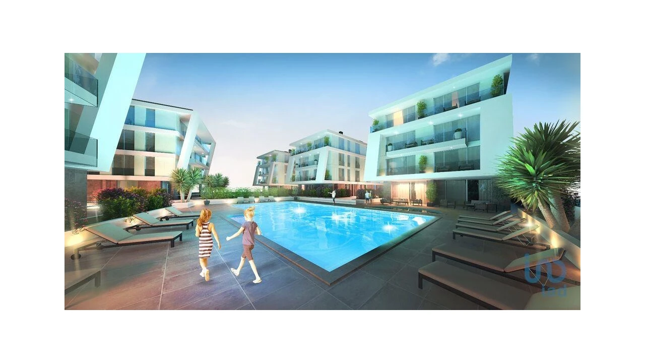 Apartamento T1 para Venda em São Martinho do Porto Foto 3