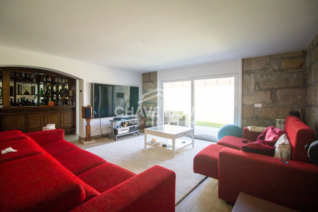 Moradia T6 para Venda em Custóias, Leça do Balio e Guifões Foto 5