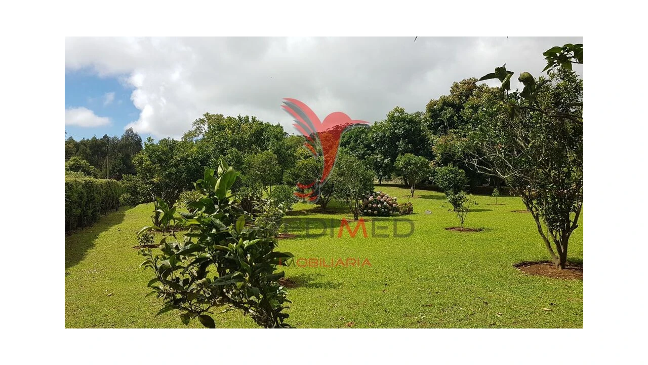 Terreno para Venda em Terra Chã Foto 1