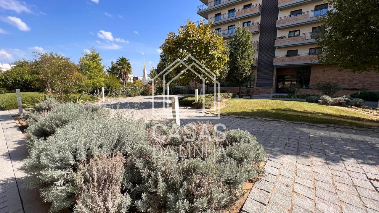 Apartamento T3 para Arrendamento em Moscavide e Portela Foto 31