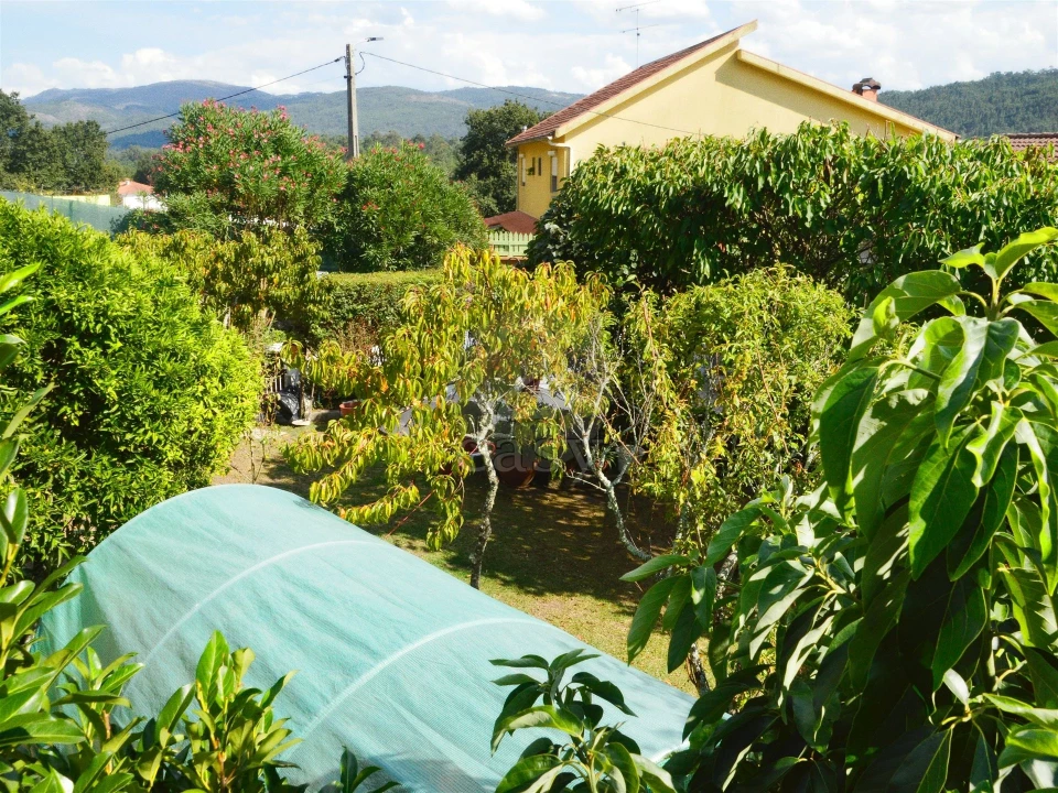 Moradia T4 para Venda em Taide Foto 23