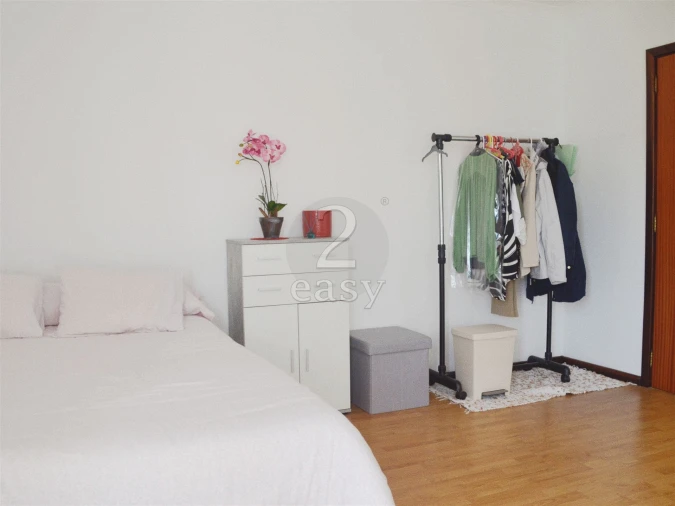 Moradia T4 para Venda em Taide Foto 11