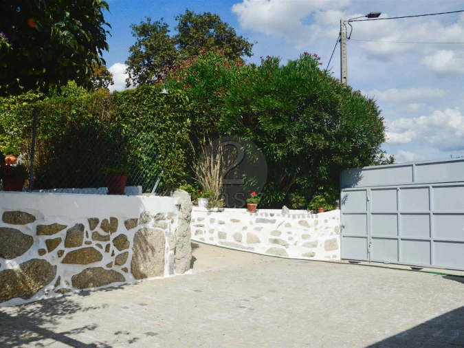 Moradia T4 para Venda em Taide Foto 16