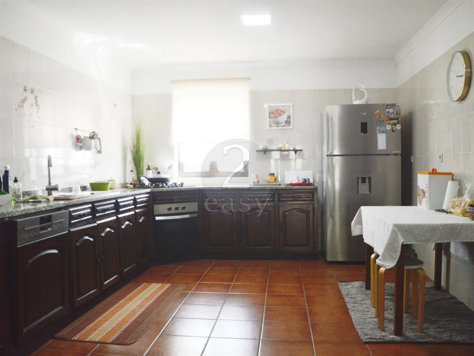 Moradia T4 para Venda em Taide Foto 34