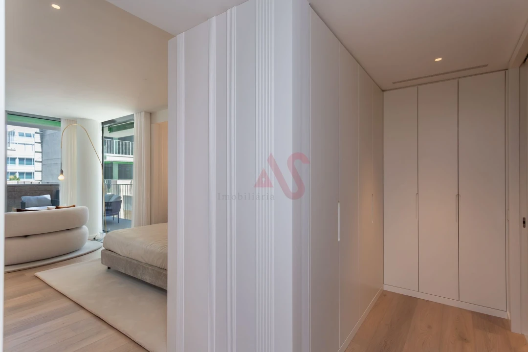 Apartamento T4 para Venda em Marvila Foto 11