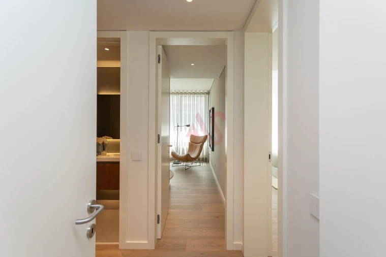 Apartamento T4 para Venda em Marvila Foto 2