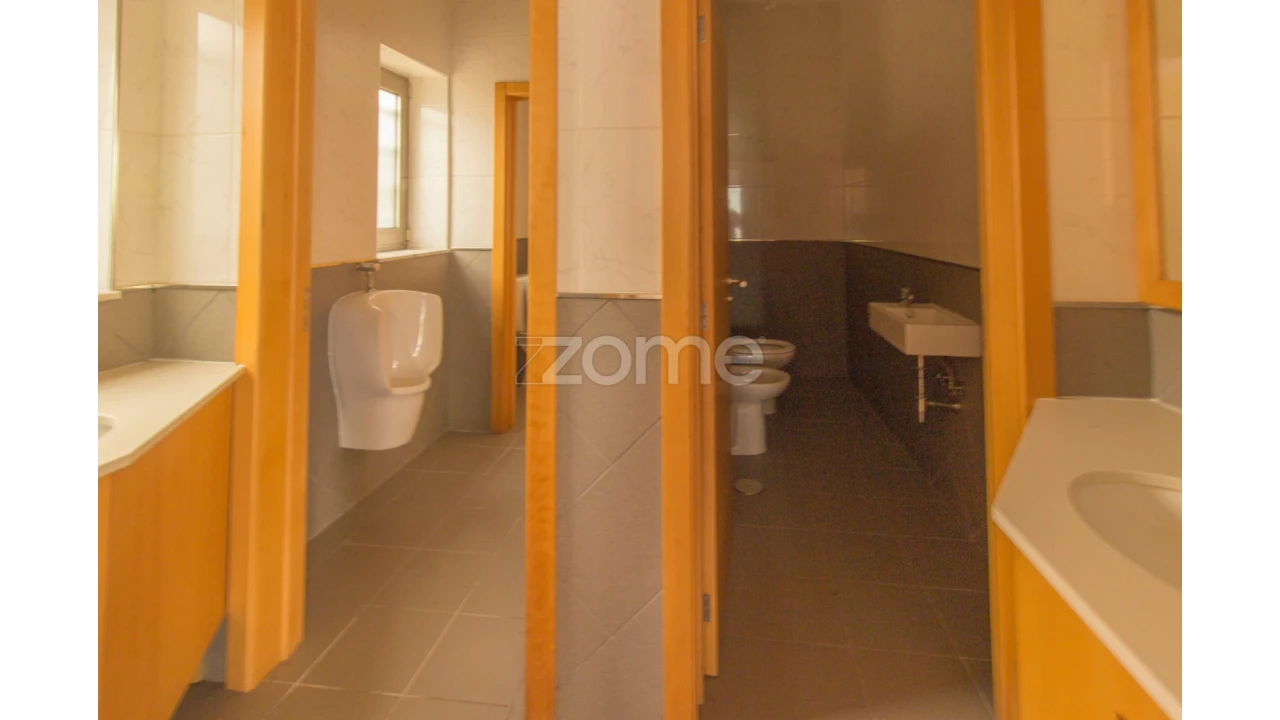 Moradia T3 para Venda em Escariz (São Mamede) e Escariz (São Martinho) Foto 24