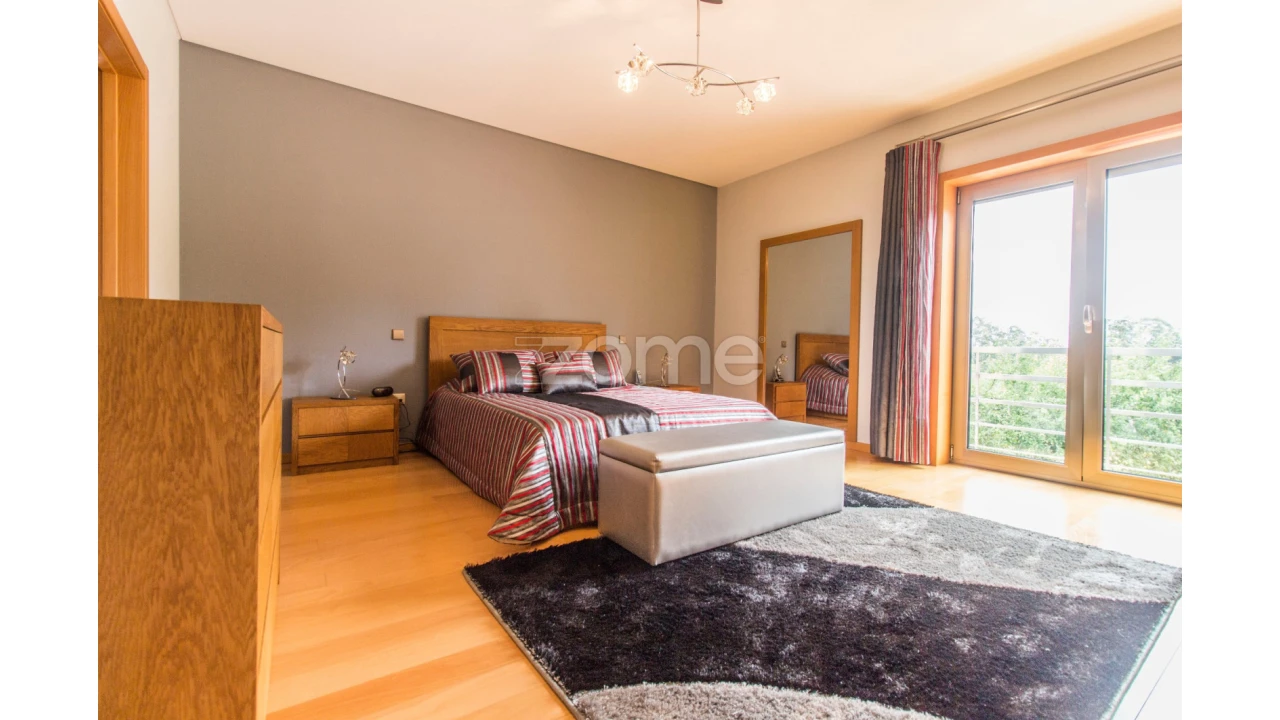 Moradia T3 para Venda em Escariz (São Mamede) e Escariz (São Martinho) Foto 13