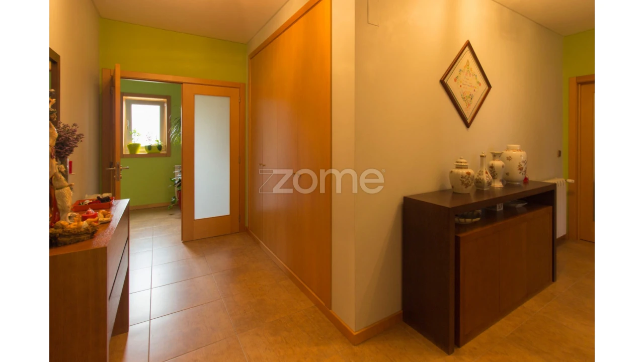 Moradia T3 para Venda em Escariz (São Mamede) e Escariz (São Martinho) Foto 12