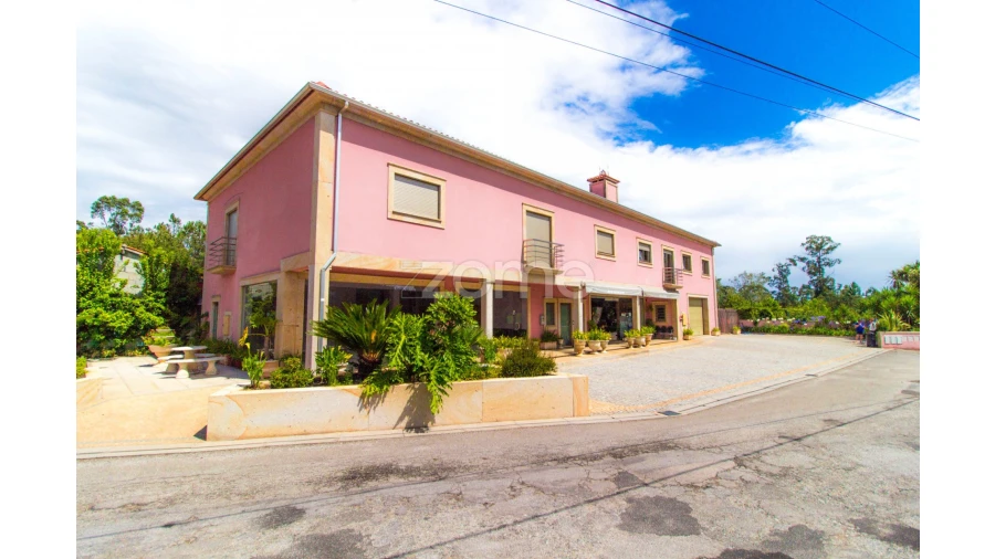 Moradia T3 para Venda em Escariz (São Mamede) e Escariz (São Martinho) Foto 4