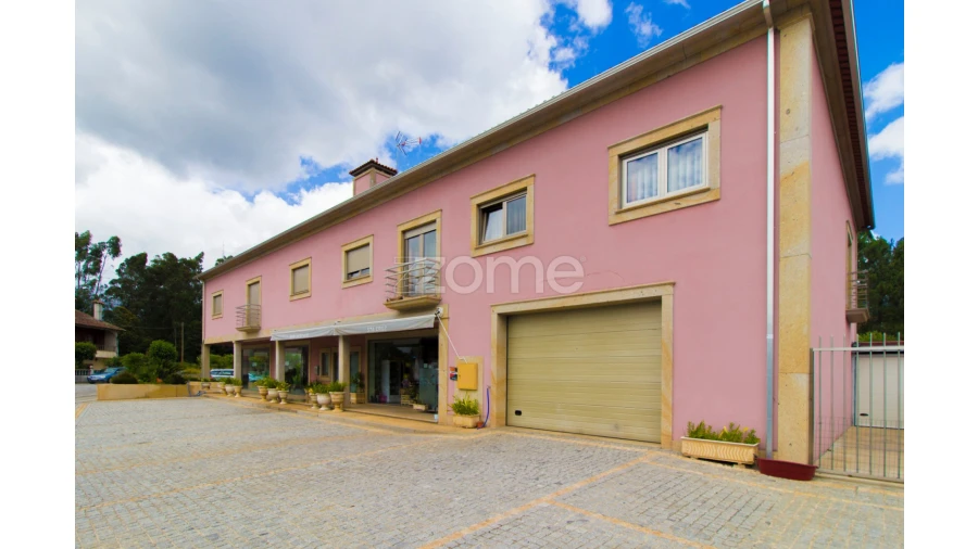 Moradia T3 para Venda em Escariz (São Mamede) e Escariz (São Martinho) Foto 3